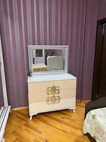 taxta otaqlar: Sekilde ne varsa satilir hamisi ela vezyetdedir yataq destidir — 2