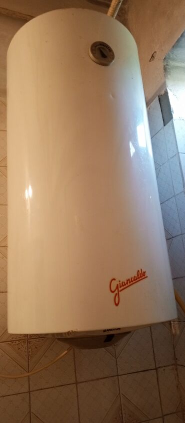 Paltaryuyan maşınlar: Ariston 80 l, Kredit yoxdur