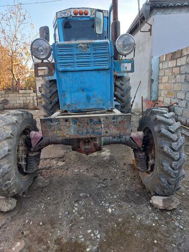 Traktorlar: Traktor Armatrac (Erkunt) T42, 1987 il, 82 at gücü, motor 0.4 l, İşlənmiş