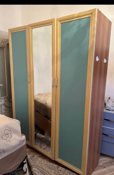 раздвижные двери в баку: Б/у, Распашной, Прямой шкаф, Гардеробный шкаф at lalafo.az раздвижные двери в баку: Б/у, Распашной, Прямой шкаф, Гардеробный шкаф