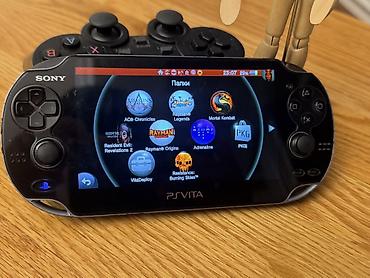 PS Vita (Sony PlayStation Vita): Ps vita ⛔️Минусы Есть только царапины ✅Плюсы 1.хорошо держит at lalafo.kg — 2 PS Vita (Sony PlayStation Vita): Ps vita ⛔️Минусы Есть только царапины ✅Плюсы 1.хорошо держит — 2