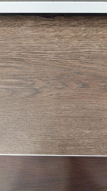 vinil panel: Vinil döşəmə paneli – taxta teksturalı, isti qəhvəyi rəng - Material — 5