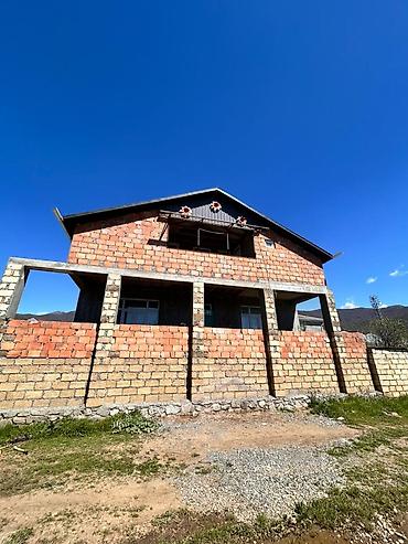 Otaqların satışı: Satılır qiymətdə razılaşma olacaq Ev 1 ildirki tikilib usta evidir.7 — 27