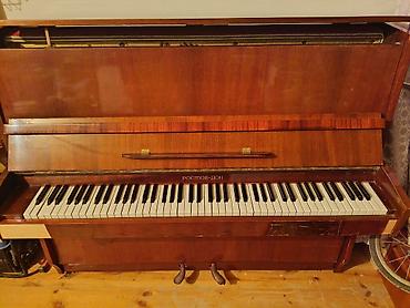 губной инструмент: Rostov-Don upright pianino - Növ: Akustik upright (divar pianinosu) - — 2