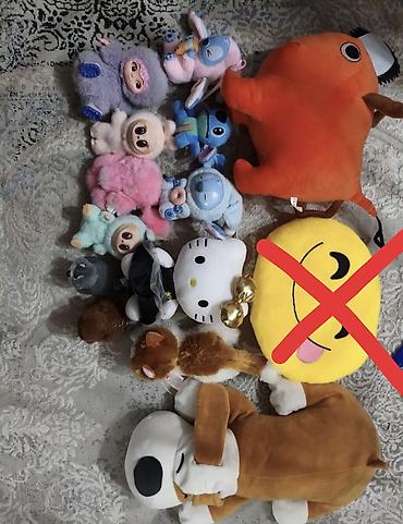 Игрушки: Игрушки отдаю все в 1 руки Есть новые За все 800 сом Район — 3