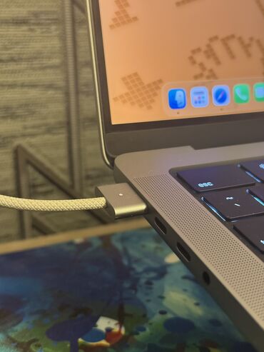 Apple MacBook: Yeni Apple MacBook, 14.1 ", Apple M3, 512 GB, Pulsuz çatdırılma, Ünvandan götürmə — 12