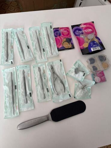 кушетки для наращивания ресниц бишкек: Продаю инструменты для педикюра и маникюра от фирмы staleks и smart