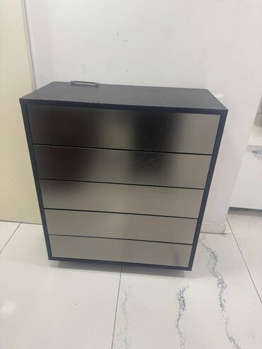 Sifarişlə ofis kresloları: Yuxarıda göstərilən bütün mebellərin ümumi qiyməti 1800 AZN təşkil — 19