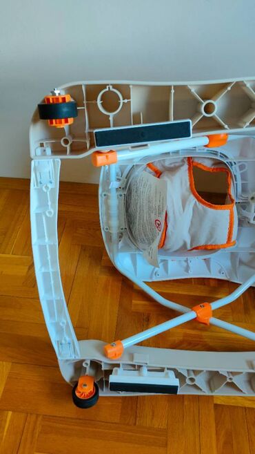 Ostale dečije stvari: Dubak za bebe u ODLIČNOM stanju, malo korišten, bebi šetalica — 6