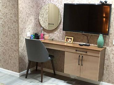 Köhnə tikili: Bakı, 4-cü mikrorayon, 3 otaqlı, Köhnə tikili, m. Memar Əcəmi, 75 kv. m — 8