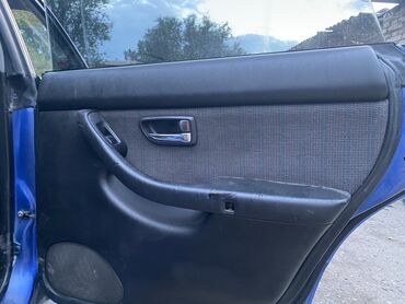 Двери: Комплект дверей Subaru Б/у, Оригинал