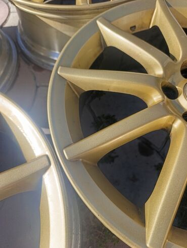 Диски: Литые Диски R 18 Subaru, Комплект, отверстий - 5, Б/у — 8