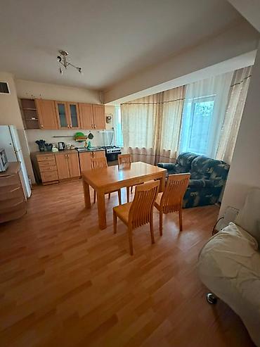 помесячно: 🏡 105 м² | 2-комнатная квартира | 4 микрорайон ✨ Просторная квартира — 4