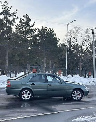 Mercedes-Benz: Mercedes-Benz C-Class: 1994 г., 1.8 л, Механика, Бензин, Седан — 2