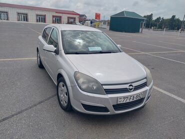 lokbatanda tecili satilan evler: Opel Astra: 1.4 l | 2004 il | 235000 km Hetçbek