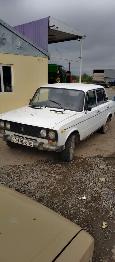 2110 lada: VAZ (LADA) 220: 1.6 l | 1989 il 1000 km Krossover