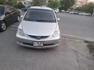 авто на лизинг: Honda Fit Aria: 2004 г., 1.5 л, Вариатор, Бензин, Седан