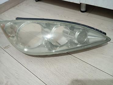 Передние фары: Передняя левая фара Toyota Оригинал — 10