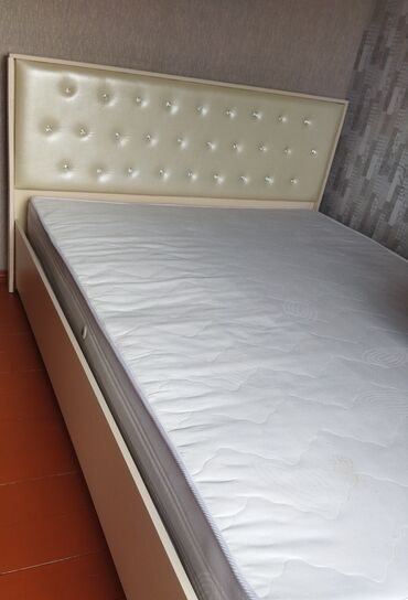 yataq dəsdi işlənmiş: İkinəfərlik çarpayı, Bazasız, Matras ilə, Siyirməsiz