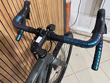 Road bikes: CUBE gravel velosipedi - Çərçivə: yüngül alüminium, daxili kabel — 17