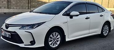 Toyota: Toyota Corolla: 2021 г., 1.8 л, Вариатор, Гибрид, Седан — 3