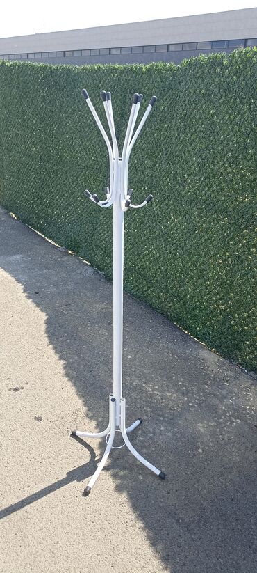 вешалки для брюк: Metall asqılıq – döşəmə tipli - Material: möhkəm metal gövdə -