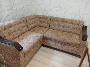 Ev və bağ: Künc divan