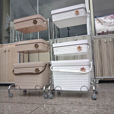 Digər məişət məhsulları: 3 Mərtəbəli Təkərli Plastik Səbət – Satılır Ev və mətbəxiniz üçün