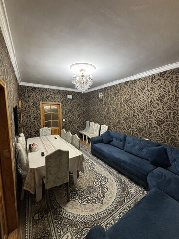 срочно продается квартира: Bakı, 2 otaqlı, Köhnə tikili, 55 kv. m