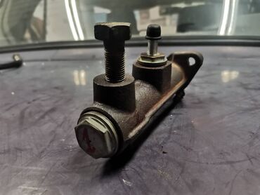 Auto delovi: Gornji cilindar kvacila Lada 7, Lada Niva br.1 Polovno, očuvano — 3