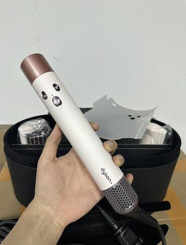 Мультистайлеры: Мультистайлер Dyson, Для выпрямления — 3