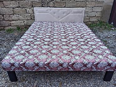 Mebellərin yığılması: Təzə çarpayılar. 1 nəfərlik çarpayılar 60manat. 2 nəfərlik taxt — 12