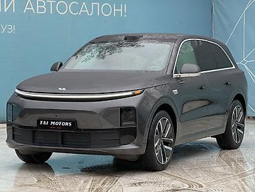 Lixiang: Lixiang L6: 2024 г., 1.5 л, Автомат, Гибрид, Внедорожник — 2