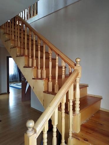 Продажа коттеджей и домов: 🏡 продаётся особняк в чолпон-ате! 🏡 📍 район семетей (выше поста гаи — 13