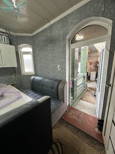 Продажа квартир: 2 комнаты, 50 м², 1 этаж — 9