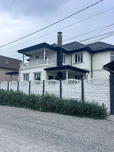узакова аида: 🏡 Срочно продается 3-уровневый особняк по улице Он-Арча! ✨ Просторный — 1