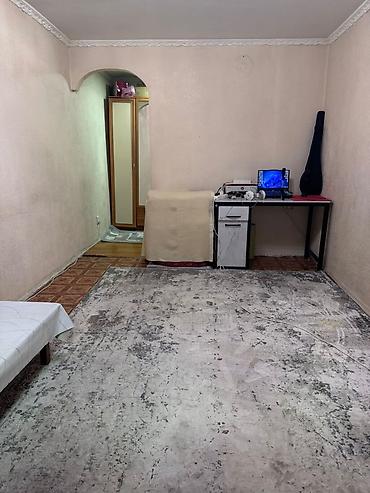 верхний жал: 🏠 Продаётся малосемейка в Бишкеке 📍 Район Таатана 📐 Площадь: 18 м² 🏢 — 2