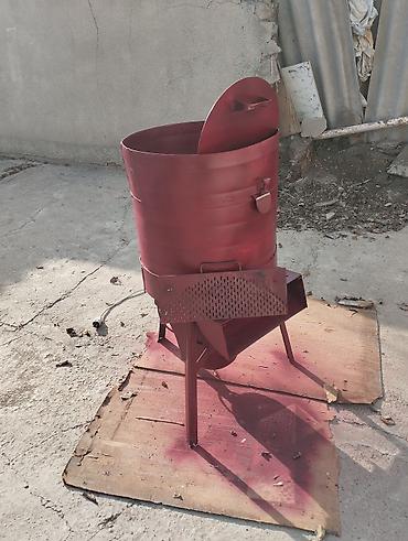 Фотоаппараты: Продаю универсальную дробилку дробит клевер салому ечмень кукурузу — 1