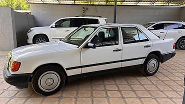 bud e9: Mercedes-Benz E-Class: 1988 г., 2 л, Механика, Бензин, Седан — 2