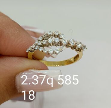 Zərgərlik dəstləri: Dəstə daxildir: Sırğa, Sarı qızıl, 585 Əyar -da lalafo.az — 33 Zərgərlik dəstləri: Dəstə daxildir: Sırğa, Sarı qızıl, 585 Əyar — 33