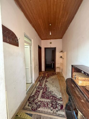 Həyət evləri və villaların satışı: 1 otaqlı, 40 kv. m, Orta təmir — 1