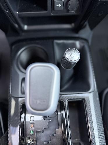 4runner: Toyota 4Runner: 2021 г., 4 л, Автомат, Бензин, Внедорожник — 8