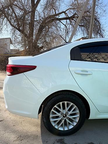 Kia: Kia Rio: 2019 г., 1.4 л, Автомат, Бензин, Седан — 3