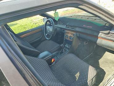 smart open: Mercedes-Benz W124: 1991 г., 2.6 л, Механика, Бензин, Седан — 6