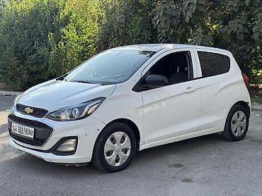 chevrolet spark продаю: Chevrolet Spark: 2018 г., 1 л, Вариатор, Бензин, Хэтчбэк — 2
