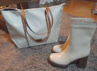 Gležnjače: Gležnjače, 38 — 2