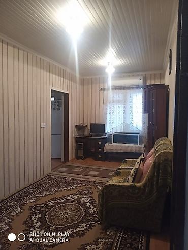 Həyət evləri və villaların satışı: 4 otaqlı, 4 kv. m, Orta təmir — 5