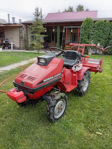 мотоблок с прицепом: Мини-трактор Honda. Бензин. 13 лошадей. 2003 год. Охлаждение