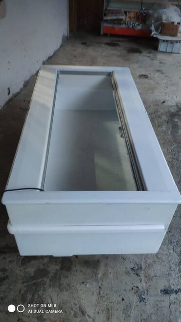 Digər məişət texnikası: Titan firmasinin soyuducularidir. Tam işlək vəziyyətdədir. Real alıcı — 12