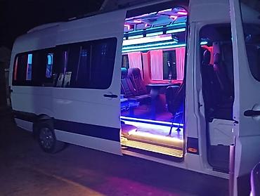 rex sprinter: Переоборудованный микроавтобус Mercedes-Benz с кожаными сиденьями — 6